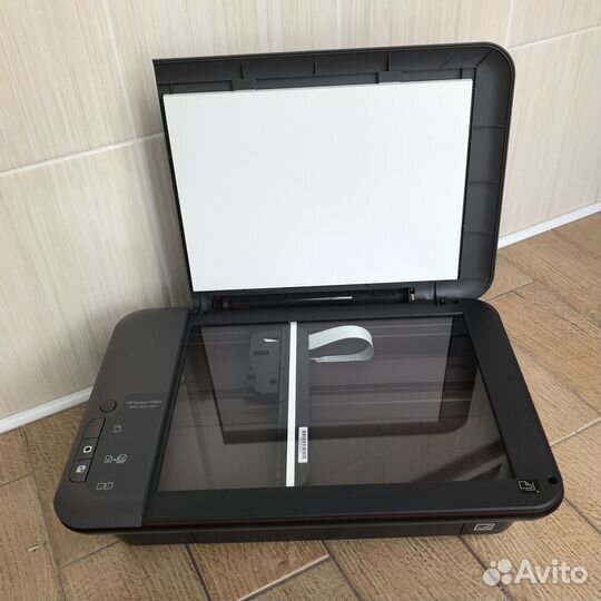 Мфу струйное цветное HP Deskjet 1050A