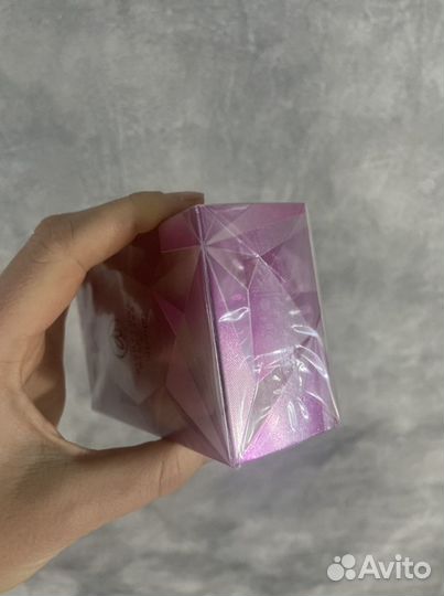 Парфюмерная вода Rose от Valentin Yudashkin