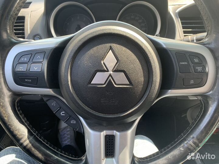 Руль Mitsubishi Lancer Evolution 10/X