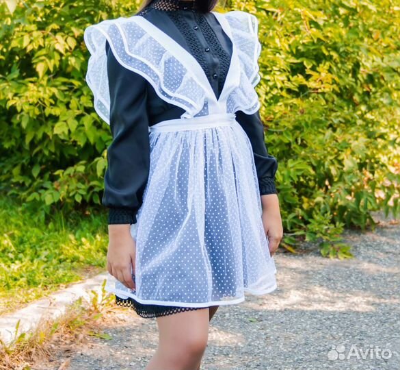 Продам фартук школьный.Новый