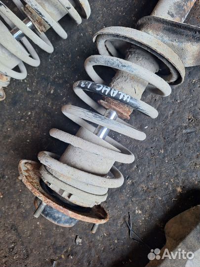 Стойка передняя lanos ланос заз sens шанс