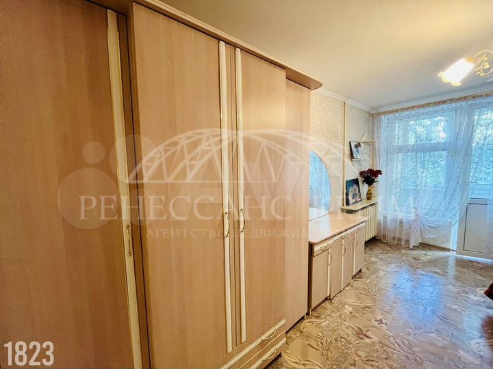 2-к. квартира, 54,3 м², 1/5 эт.