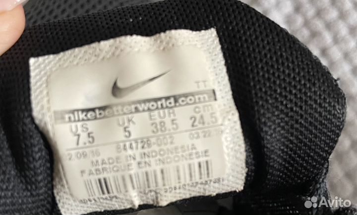 Кроссовки nike 38,5 женские