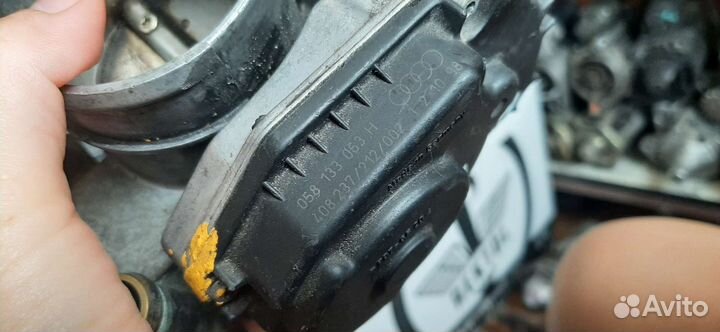 Дроссельная заслонка Volkswagen 058133063h