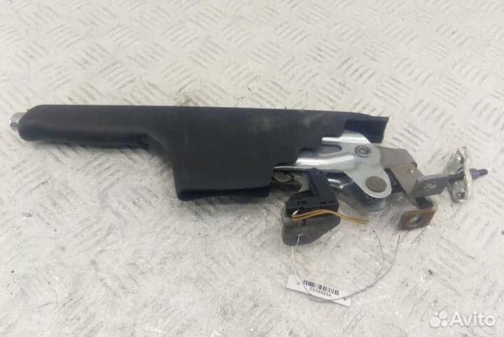 Рычаг стояночного тормоза Volkswagen Golf