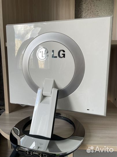 Монитор для компьютера lg