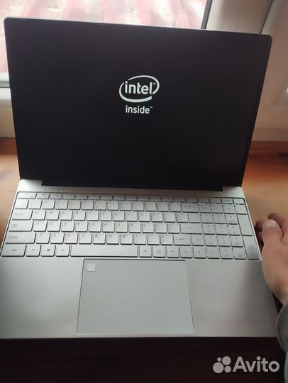 Ноутбук продам Intel Celeron N5095