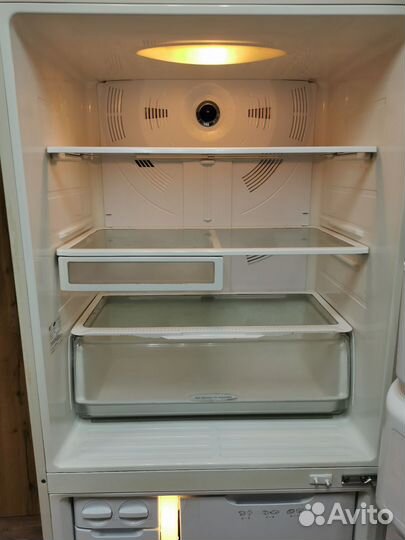 Холодильник Samsung с гарантией