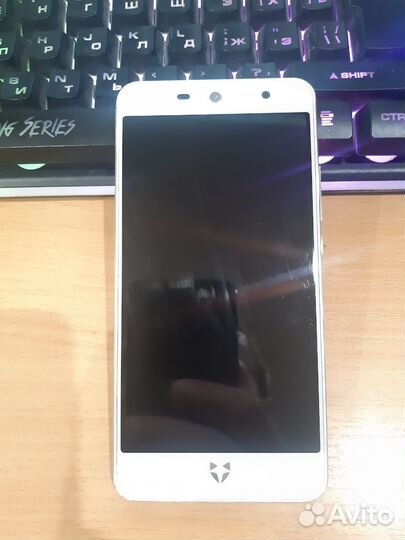 Wileyfox Swift 2 X, 3/32 ГБ