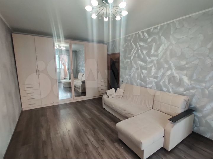 2-к. квартира, 55 м², 8/9 эт.