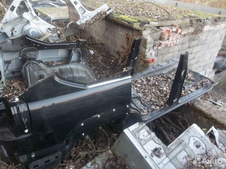 Lexus GX470 (Лексус) заднее крыло правое порог