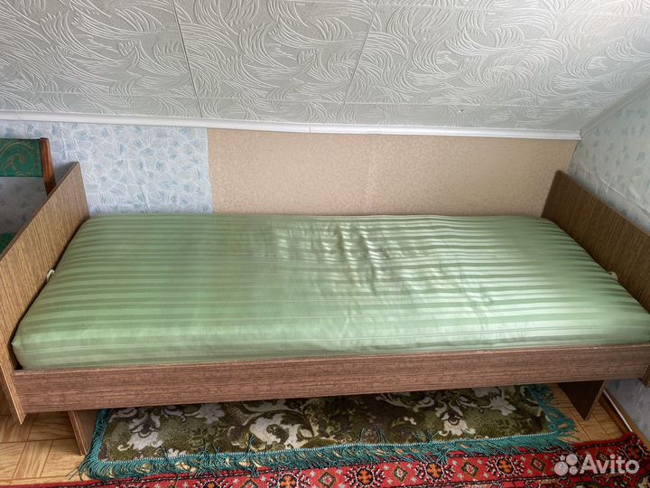Кровать односпальная бу