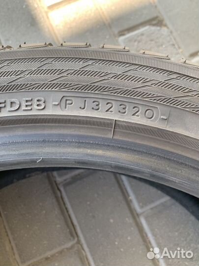 Yokohama BluEarth Winter V905 225/45 R19