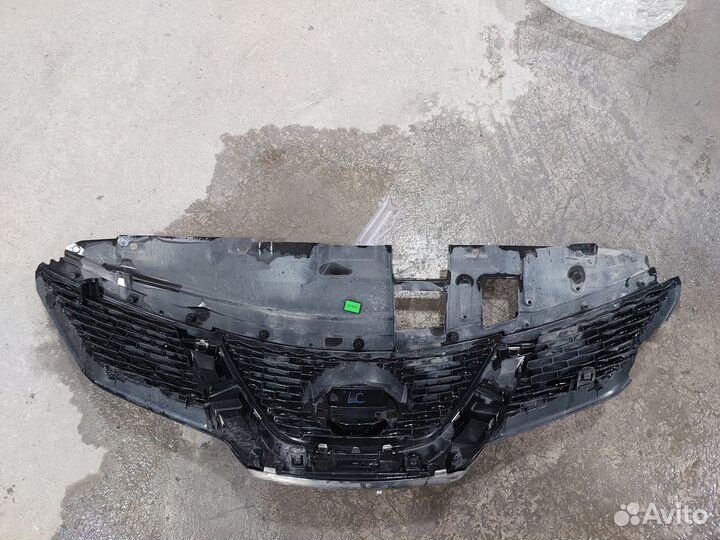 Решетка радиатора Nissan Qashqai 2 J11 2013-2019