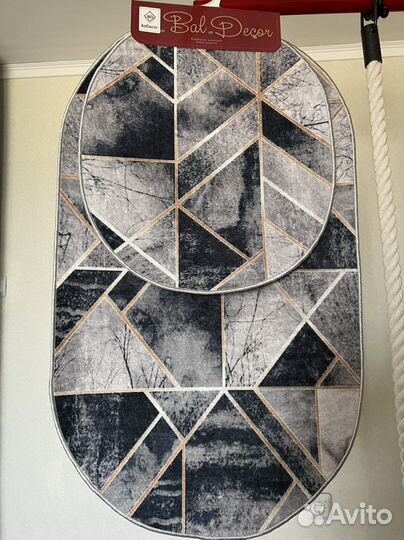 Коврик для ванной новый