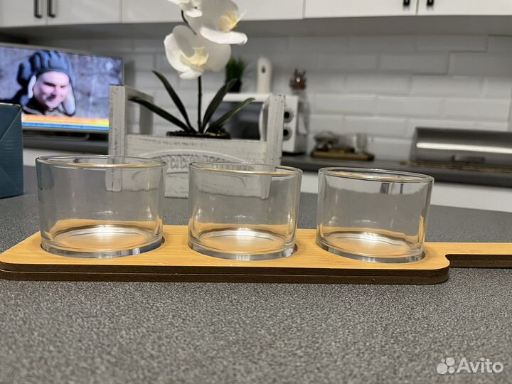 Менажница деревянная со стаканами