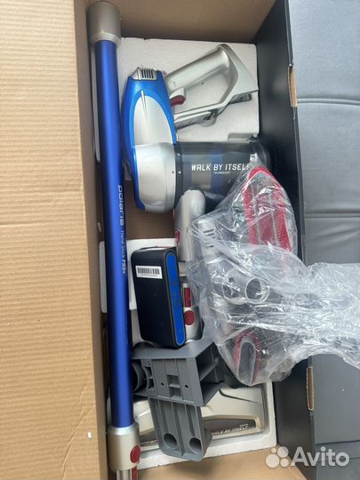 Пылесос вертикальный