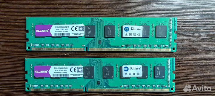 Материнская плата с процессором и памятью