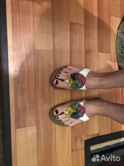 Шлепанцы женские