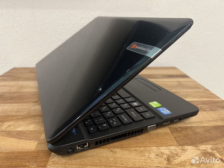 Игровой Acer 4 ядра Core i3 6Gb SSD256+HDD GT 520M