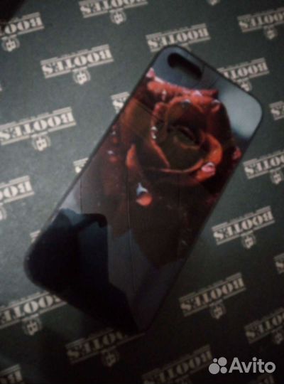 Чехлы на iPhone 5 5s
