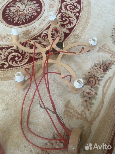 Люстра новая