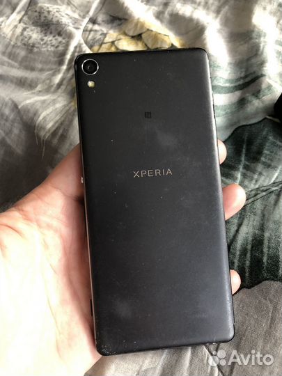 Sony Xperia XA, 2/16 ГБ