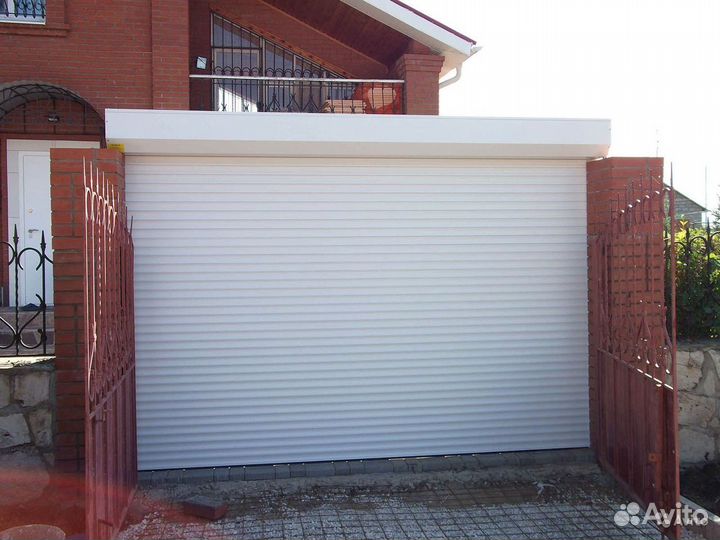 Секционные ворота