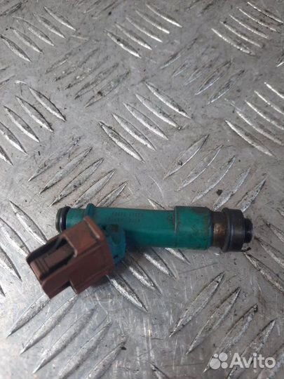 Форсунка Toyota Previa минивэн 2.4 2AZ 2004