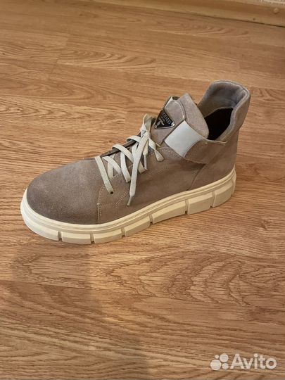 Ботинки демисезонные женские