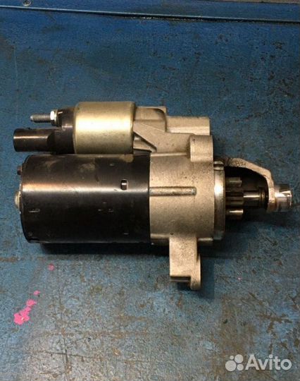 Стартер Audi A4 B8