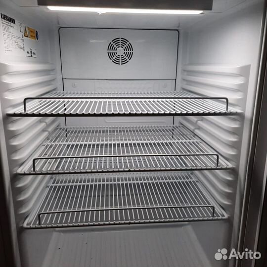 Холодильник liebherr