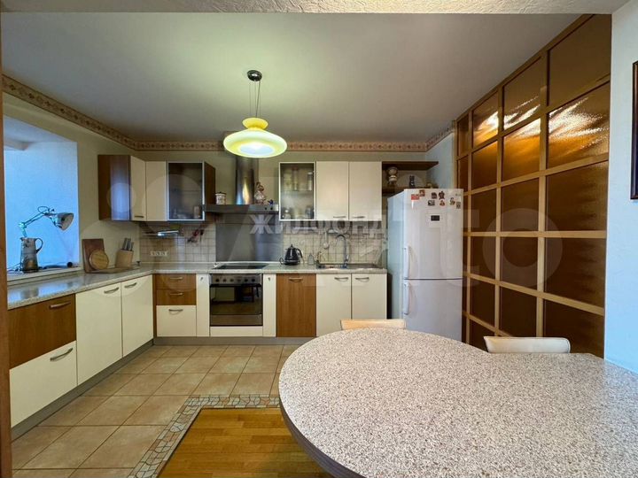 4-к. квартира, 126,7 м², 7/11 эт.