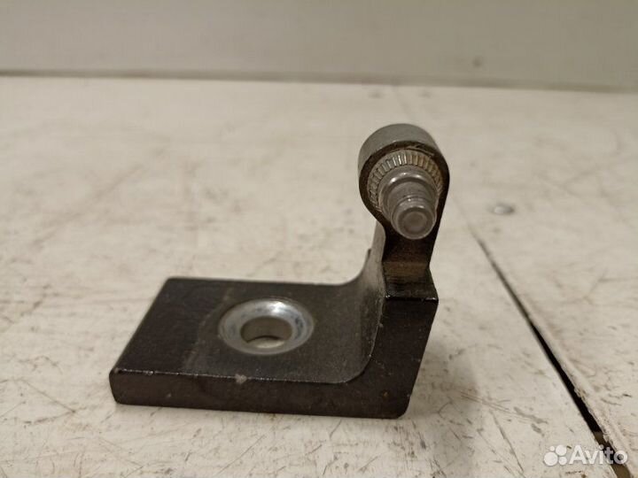 Петля двери передняя правая Bmw X5 E70 N52B30AF