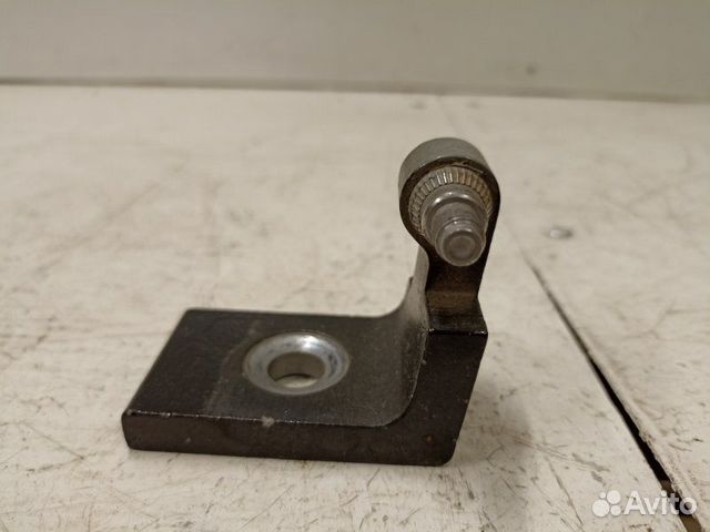 Петля двери передняя правая Bmw X5 E70 N52B30AF