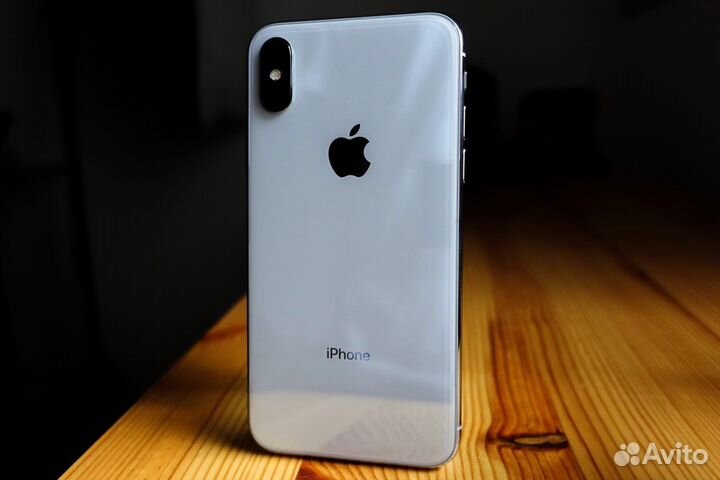 iPhone X, 64 ГБ