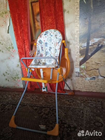 Стульчик для кормления