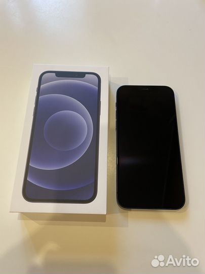 Телефон iPhone 12