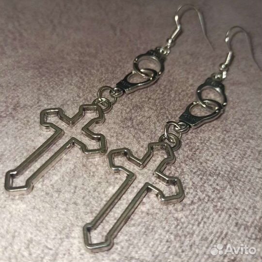 Цепочка и серёжки