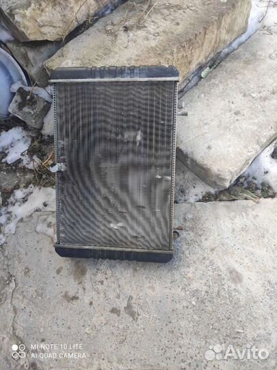 Продается радиатор алюминиевый на газель, состояни