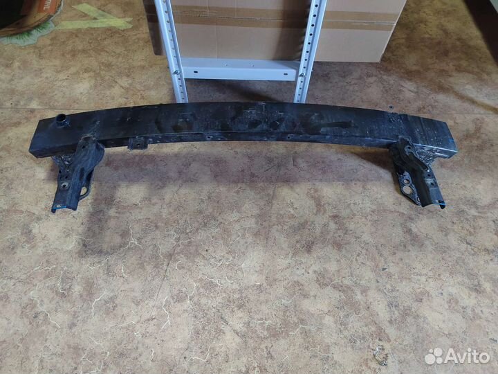 Усилитель переднего бампера Hyundai Solaris 2