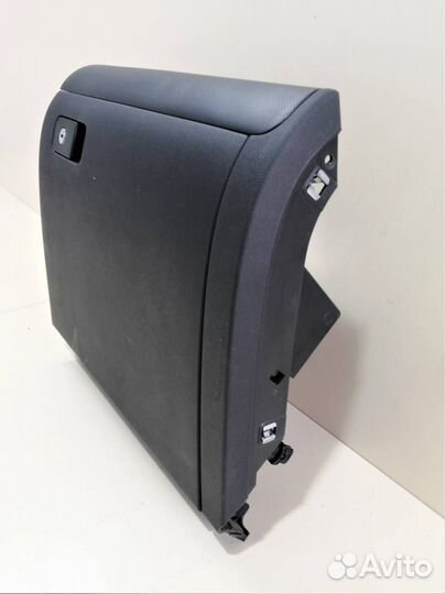 Бардачок Volkswagen Jetta 5K 2011