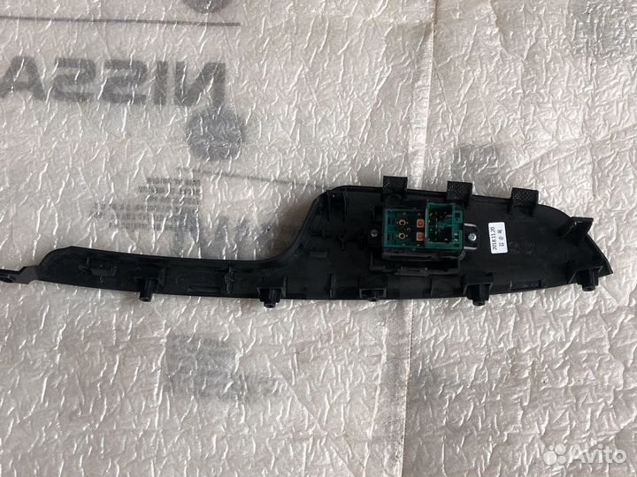 Блок управления стеклоподъемниками Kia Optima 2018