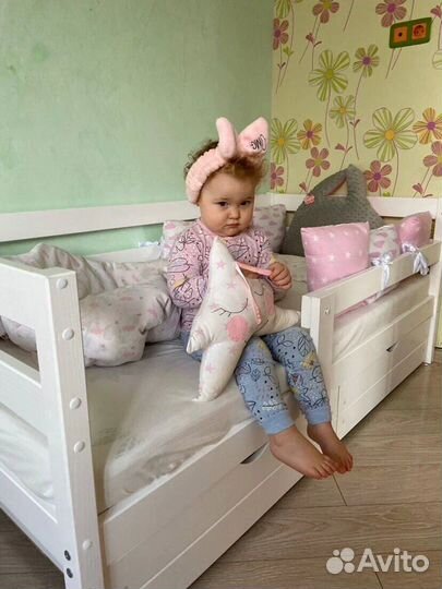 Кровать подростковая