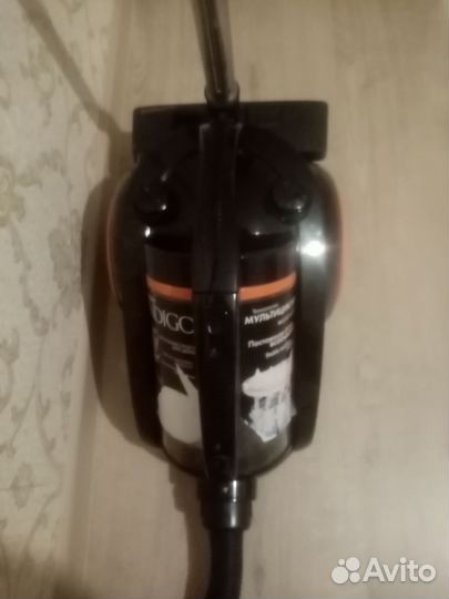 Пылесос Scarlett Indigo 1800w