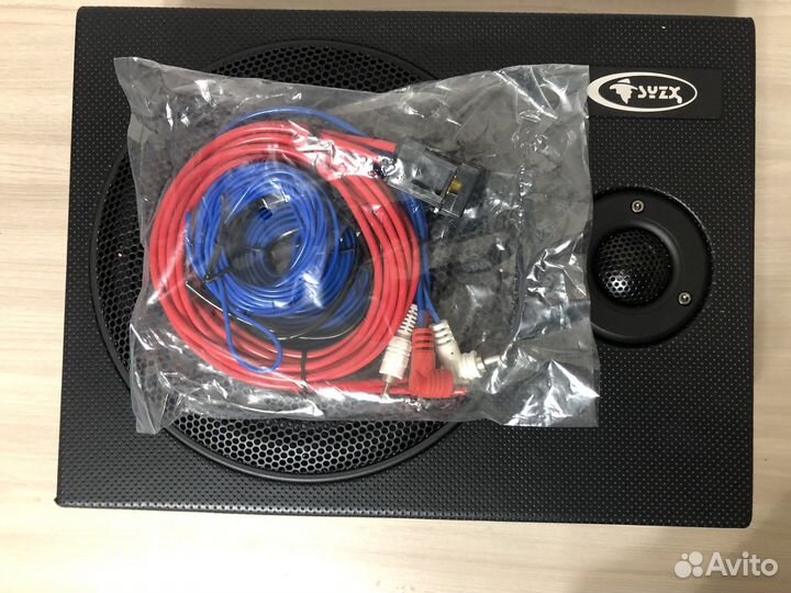 Активный сабвуфер под сиденье