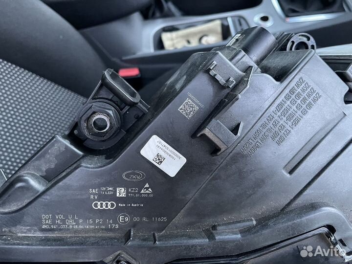 Фары передние Audi Q7 4M