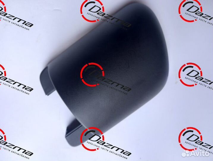 Isuzu 8980318022 Крышка кронштейна зеркала нижнего