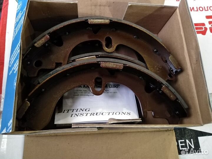 Тормозные колодки toyota sprinter
