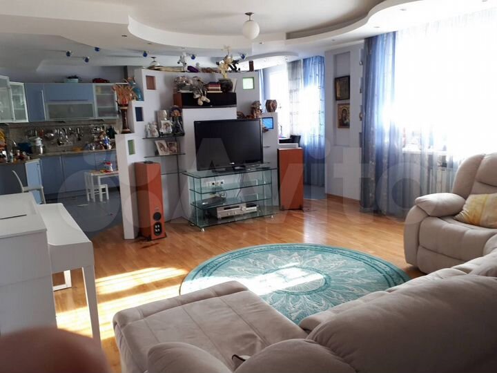 3-к. квартира, 120 м², 2/6 эт.